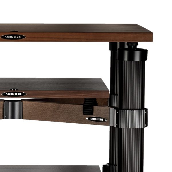Suspension for top shelf